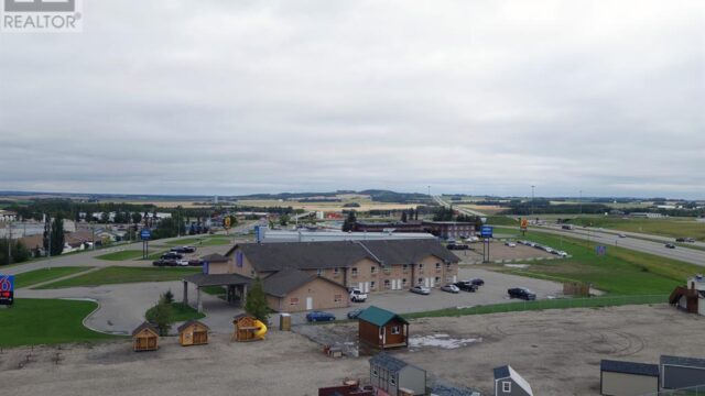 Vacant land in a hot spot of Innisfail and right off Hwy #2